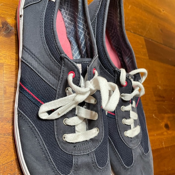 Size 9 women’s keds. Gently used condition - Picture 5 of 7